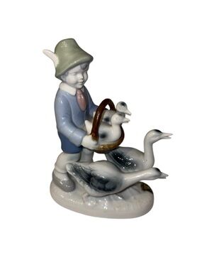 Vintage Gerold Porzellan Bavaria Boy With Geese Figurine Western Germany
